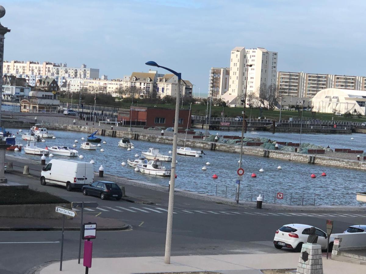 Chambres Privees Calais Ferry-Port-Place D'Armes מראה חיצוני תמונה